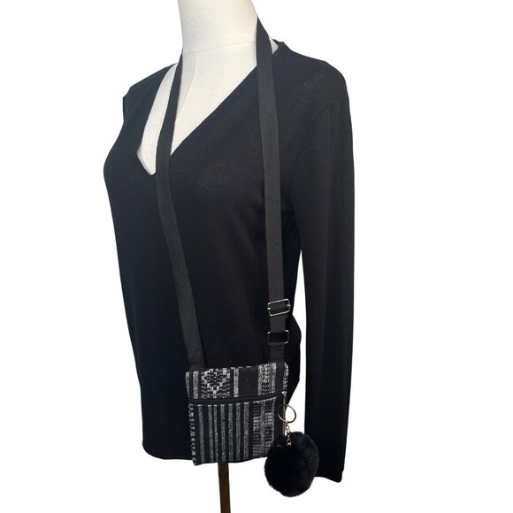 2/$30 Black White Woven Adjustable Crossbody Bag Black Mink Faux Fur Pom Pom NWT - Picture 4 of 6